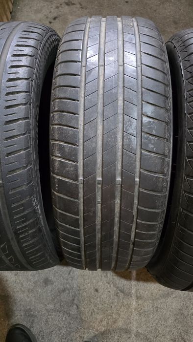 Anvelope vara 215 55 18 an 2021