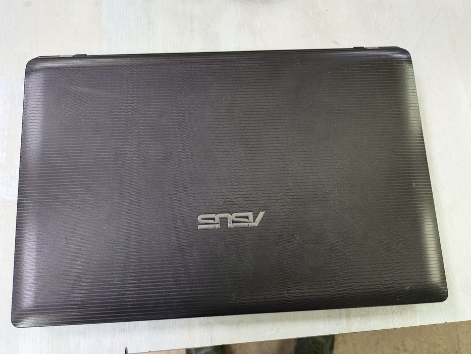 ASUS не рабочий. Б.у.