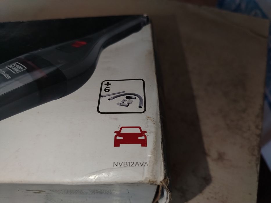 Aspirator auto portabil black&decker