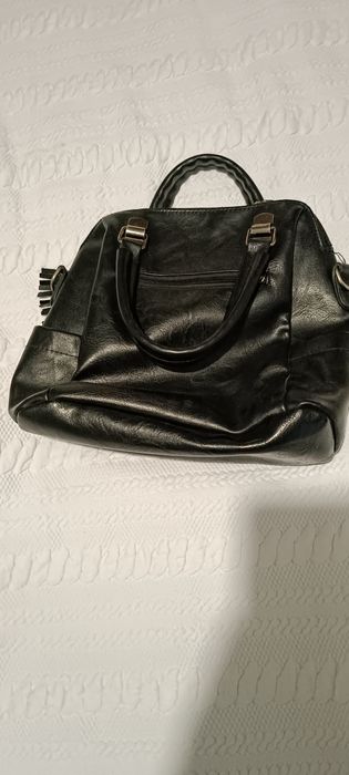 Продам женскую сумку.