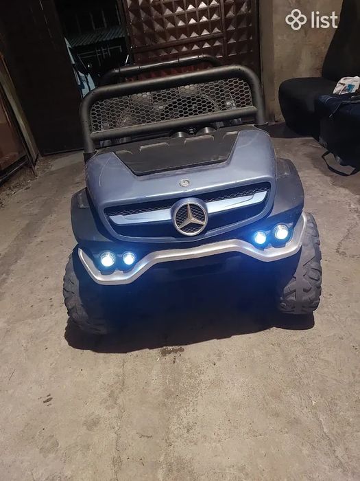 Акумулаторна кола Mercedes Unimog S, LEAN, 4x45W, 110x68x41cm