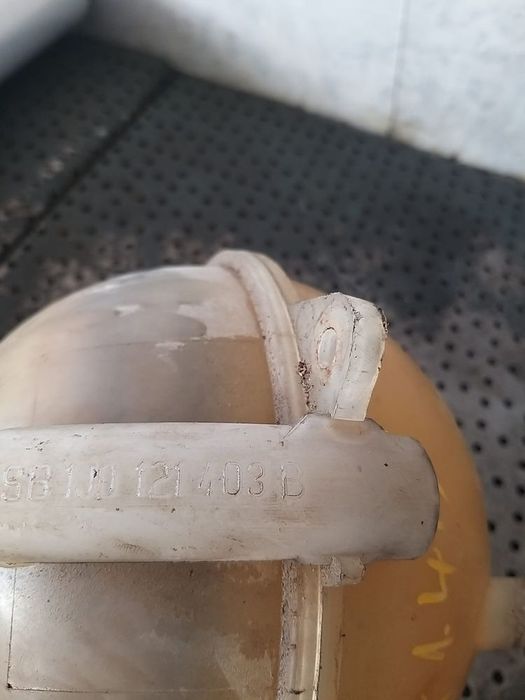 Vas expansiune 1.4 b vw golf 4 1j 1j0121403b