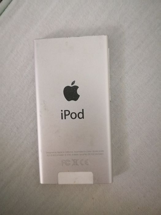 Apple ipod Nano 7 Geam Spart Satu Nou • OLX.ro