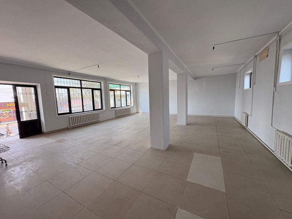 Сдаётся коммерческое помещение 240 м²