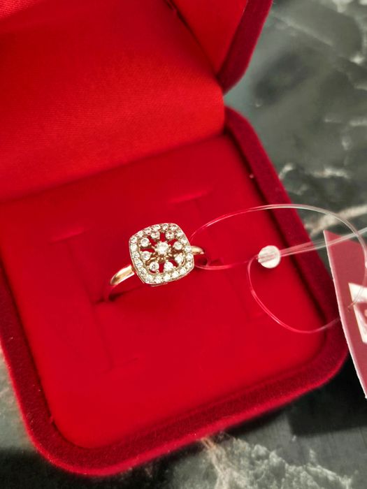 Новое золотое кольцо размер 16,5