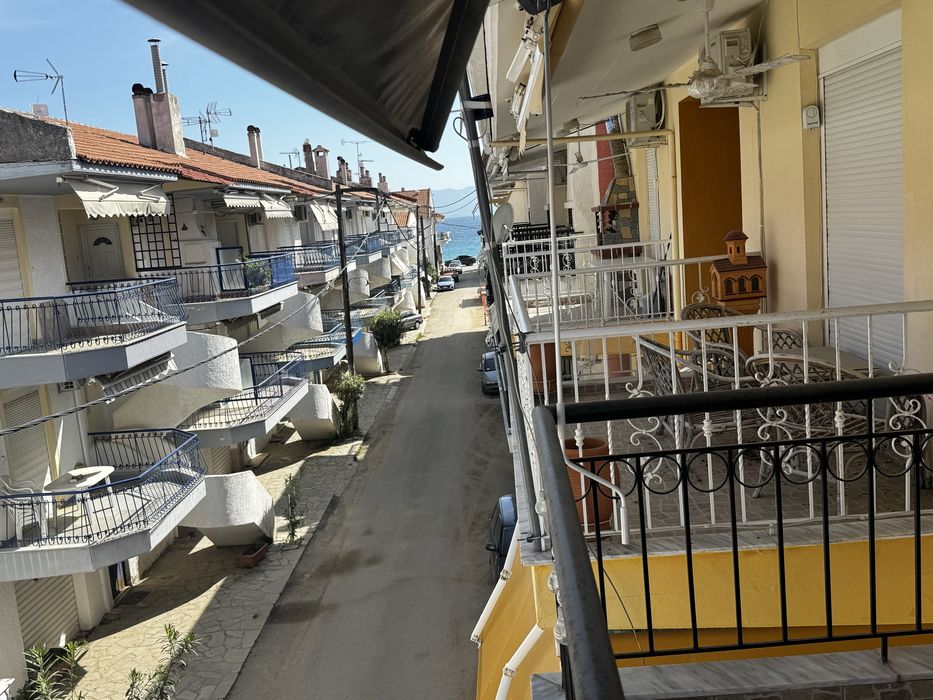 Продавам апартамент и студио в Паралия Офринио ( Paralia Ofrinio ]