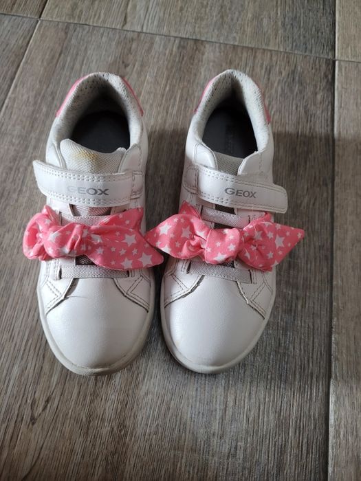 Обувки за момиче