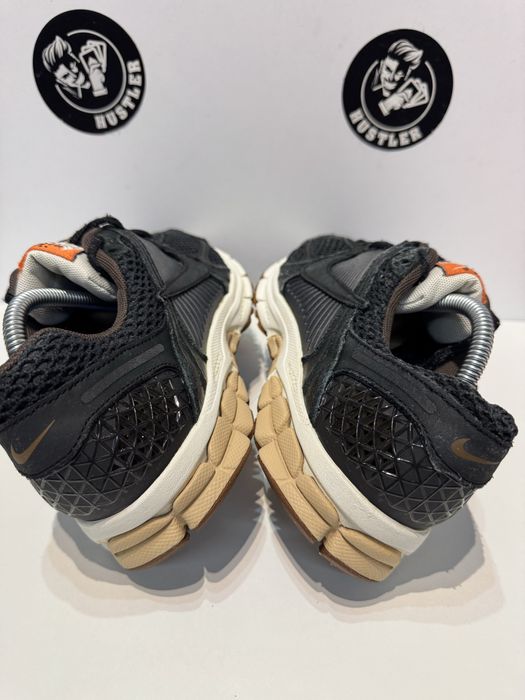 Маратонки NIKE ZOOM VOMERO 5 .Номер 40.5