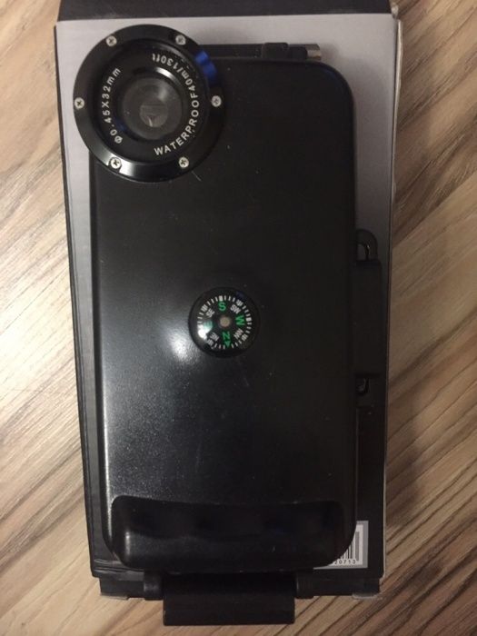 Продаётся водонепроницаемый чехол для iPhone 6. Глубина погружения 40