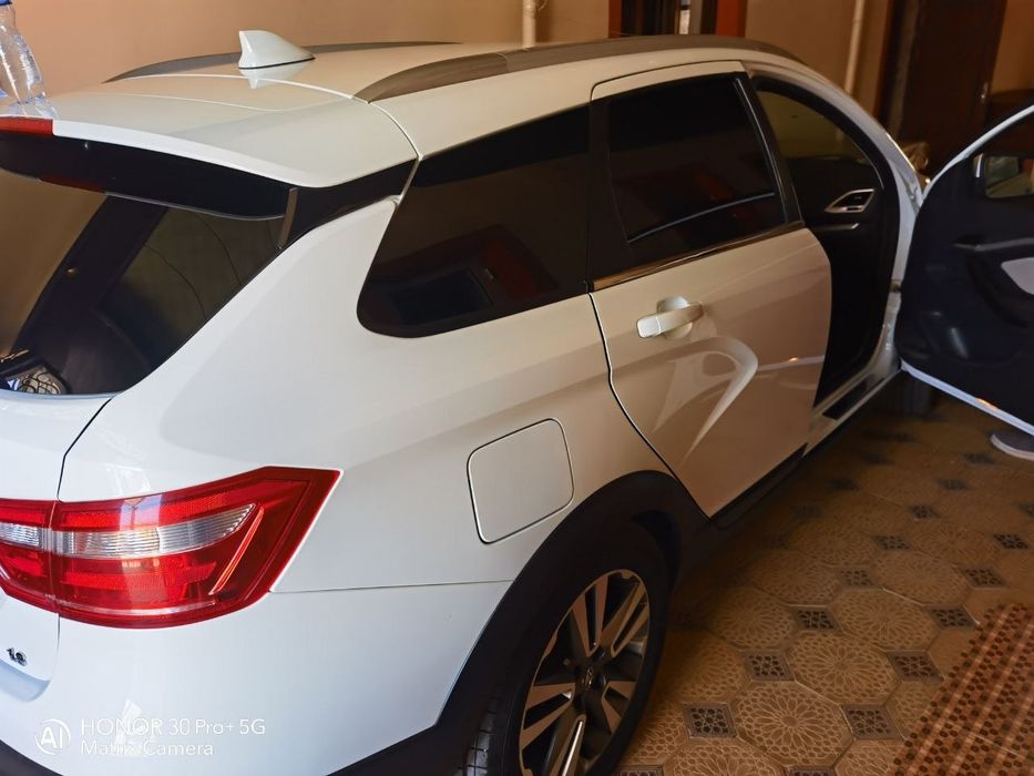 Lada  Vesta sw cross