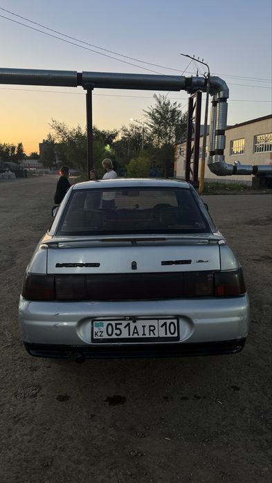 Продам машину.