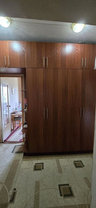 Продаётся шкаф в коридор
