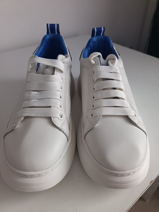 Vând papuci Franco Gerardo