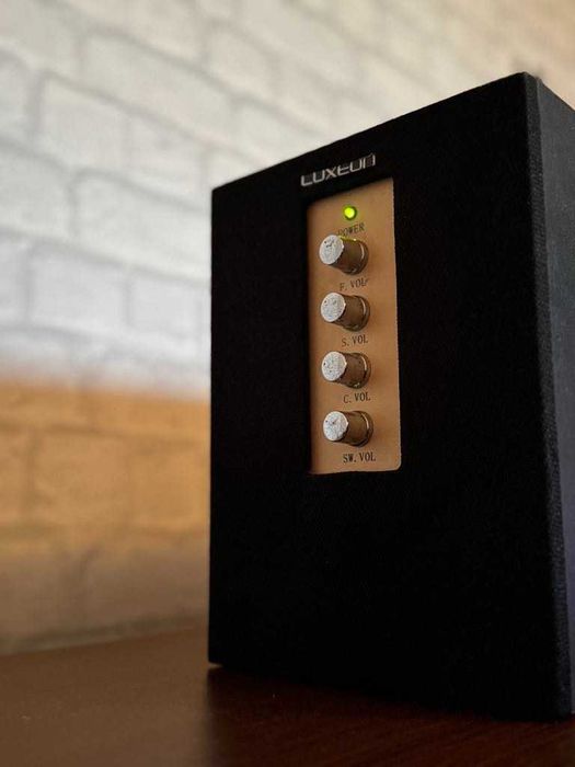 Домашно кино Буфер и 5 тонколнки 5.1 Luxeon С КАБЕЛ за ТЕЛЕФОН Android