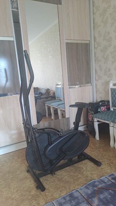 Тренажерный велосипед