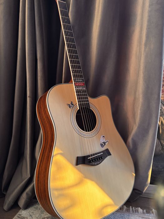 Гитара сатылады.