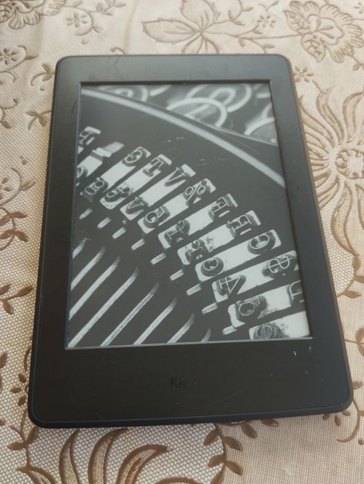 Електронна книга Kindle  DP75SDI