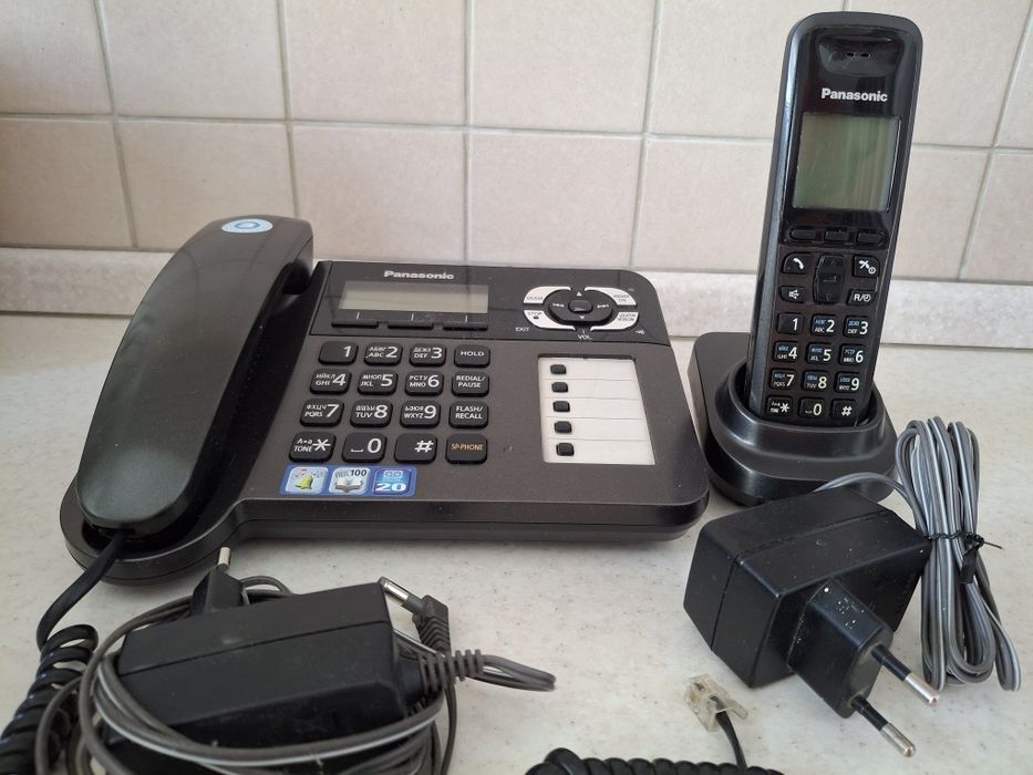 Телефон Panasonic