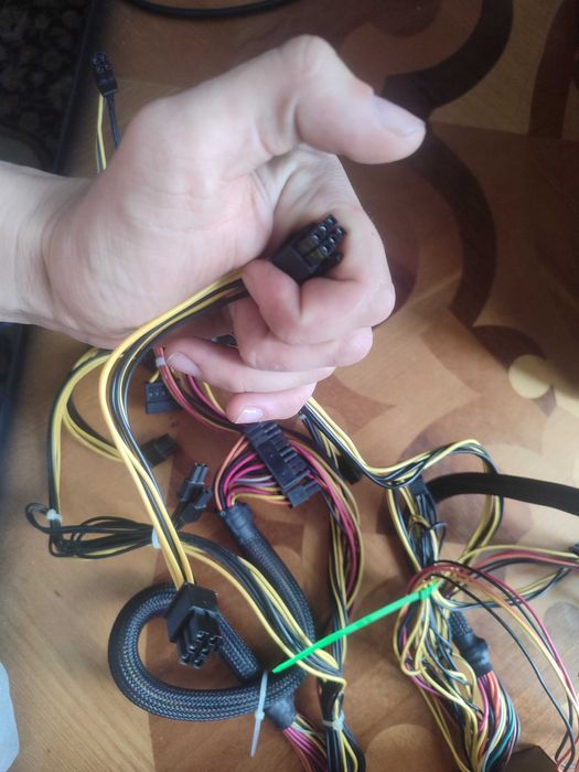 Продаю Блоки питания 550W