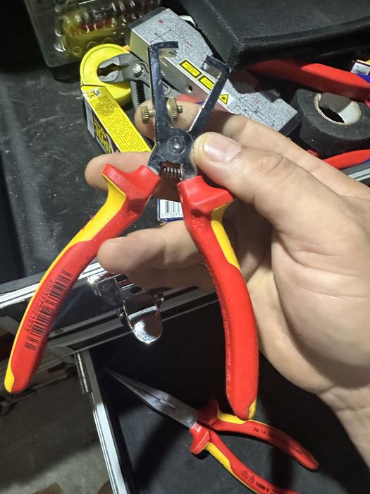 Vand   patenti knipex,wiha si wurth