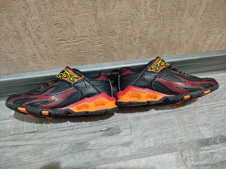 Детски светещи маратонки