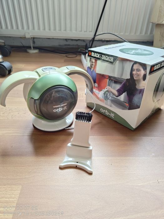 Aspirator Orb-it alb cu acumulator 4.8V NiMh Black+Decker, 180 ml