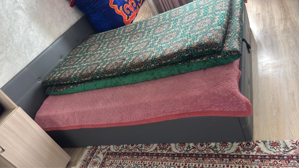 Продам двухспальный кровать