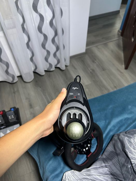 Volan de gaming PXN V10
