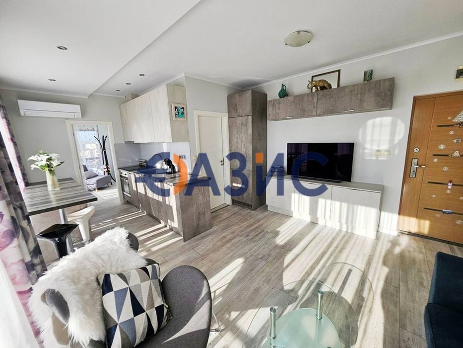 Продава се Тристаен апартамент в к.к. Слънчев бряг - 72 кв.м за 637 €/кв.м - Снимка #3