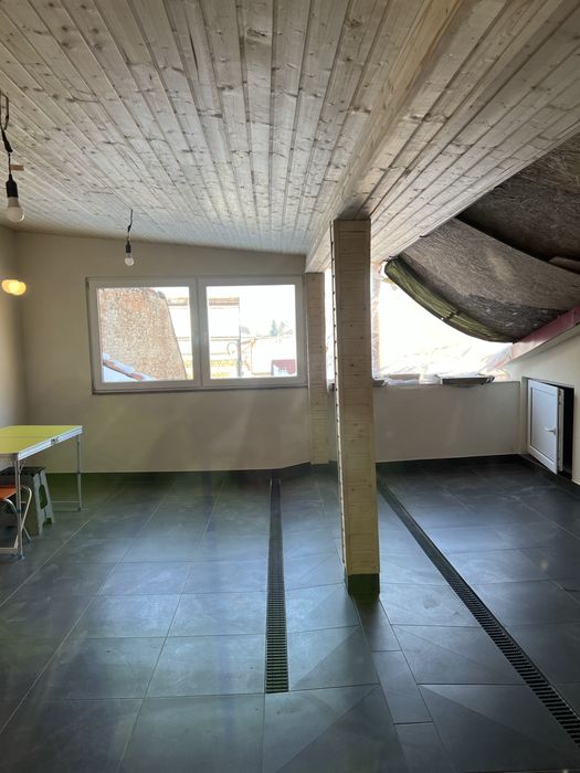 Executam finisaje la apartamente!!!