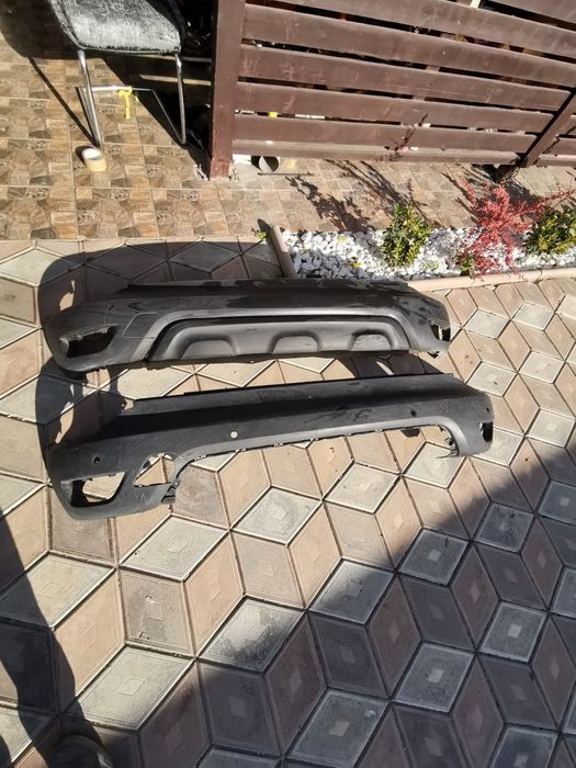 Spoiler bara spate Renault captur 1