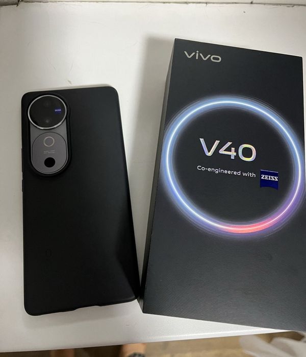 Vivo v 40 256 gb