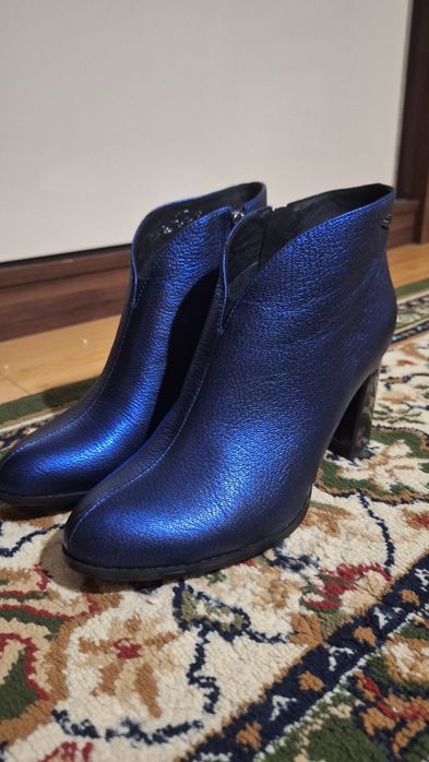 Аяк киым осенний сатылады