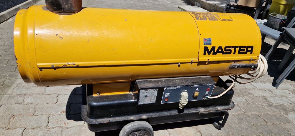 Tun aer cald motorină MASTER 39kW – pornește impecabil