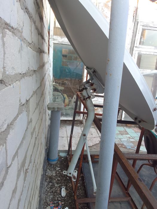 Продам тарелку спутниковую