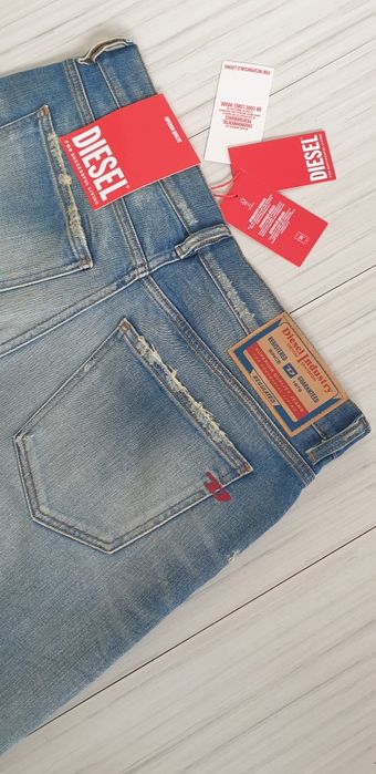 Diesel 2019 D - Struct Slim Made Italy / 33 НОВО! ОРИГИНАЛ Мъжки Дънки