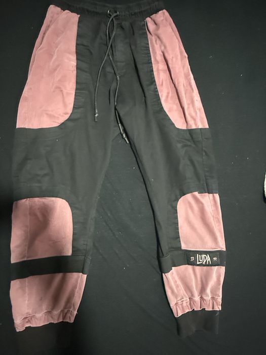 Панталон на Luda