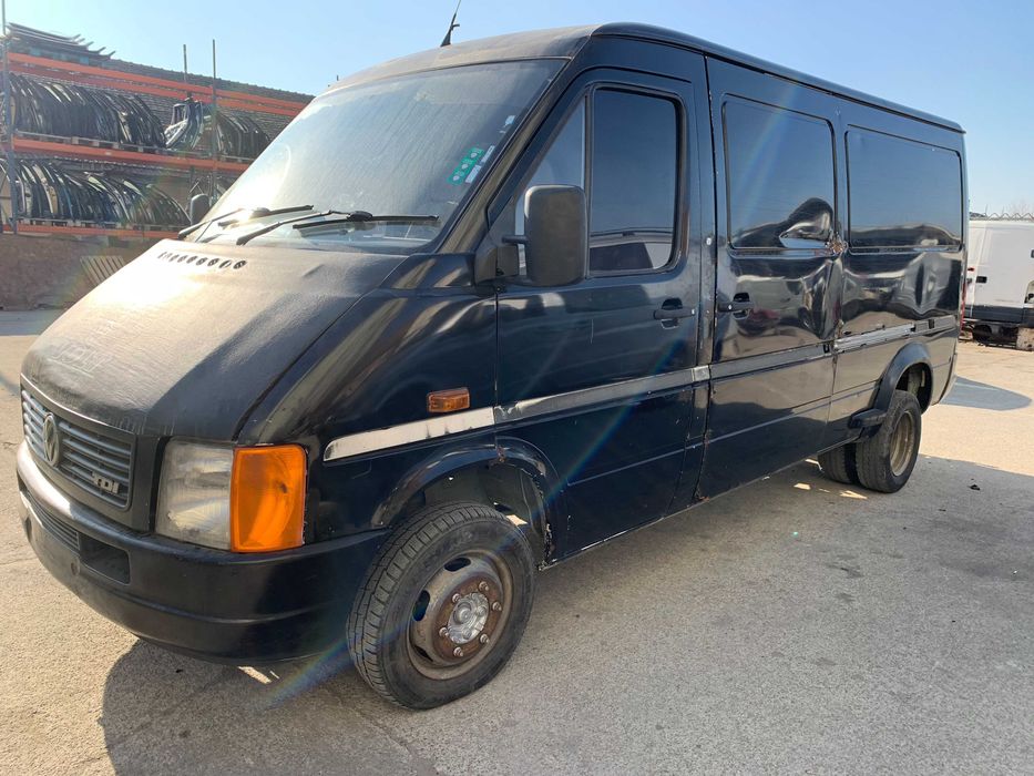 Dezmembrez PIESE VOLKSWAGEN LT 46 2.5 TDI 102 cp AHD punte dubla 2000