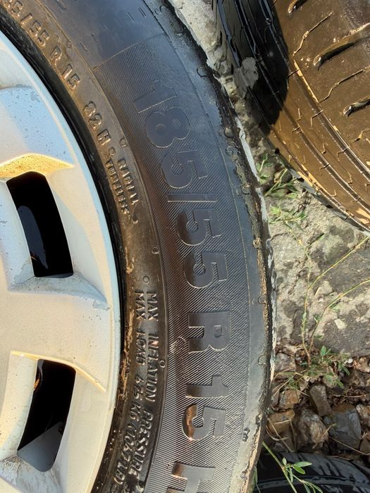 Автомобильный  шины