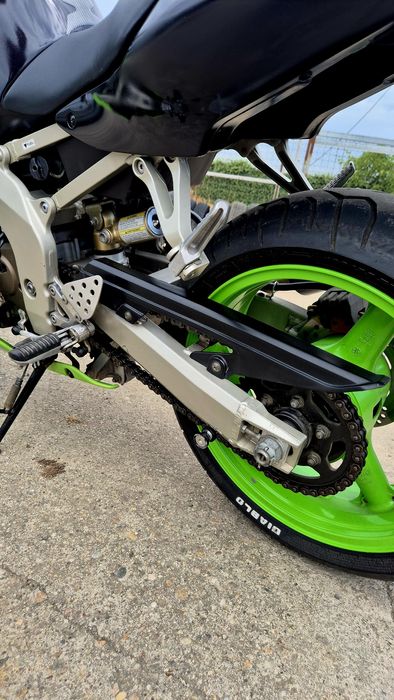 Se vinde  URGENT Kawasaki ninja zx6r