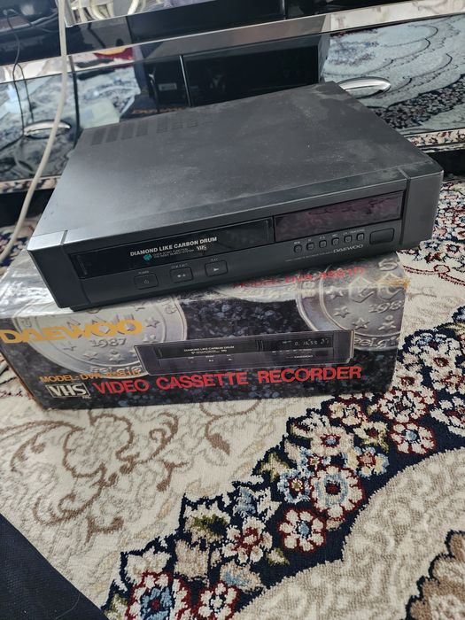 Видео магнитофон новый