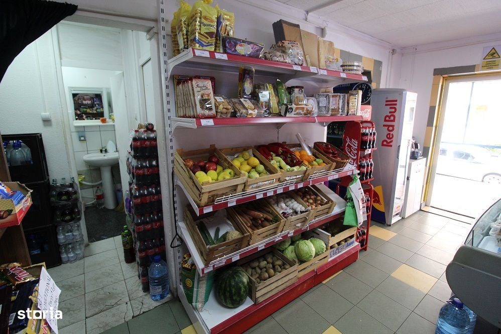 Vând spațiu comercial în Hunedoara, zona Micro 5/2, 64mp