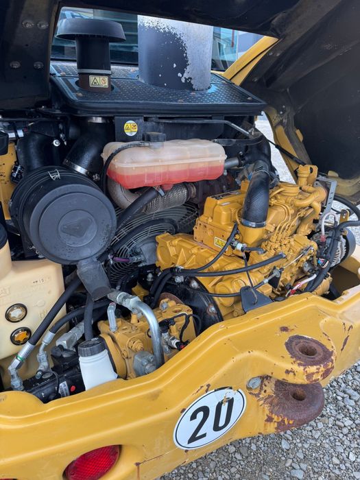 Incarcator frontal Caterpillar 908H2