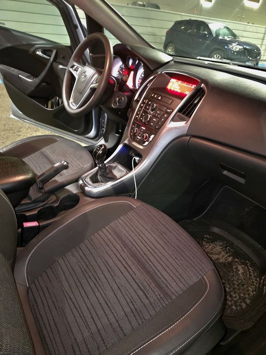 OPEL Astra J 2017 1.4 Turbo + GPL 6 Treptr 210.000km
