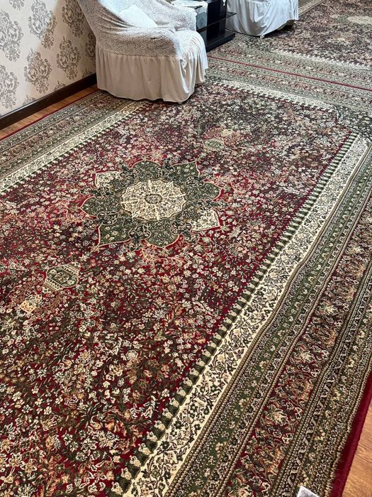 Продается ковер 3*5м