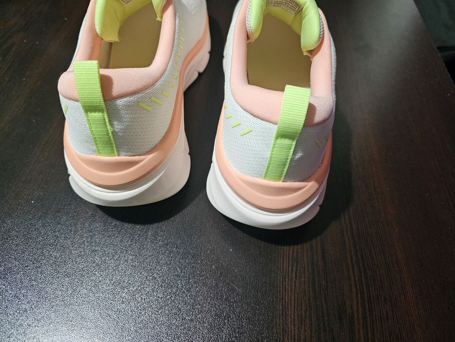 Skechers дамски маратонки