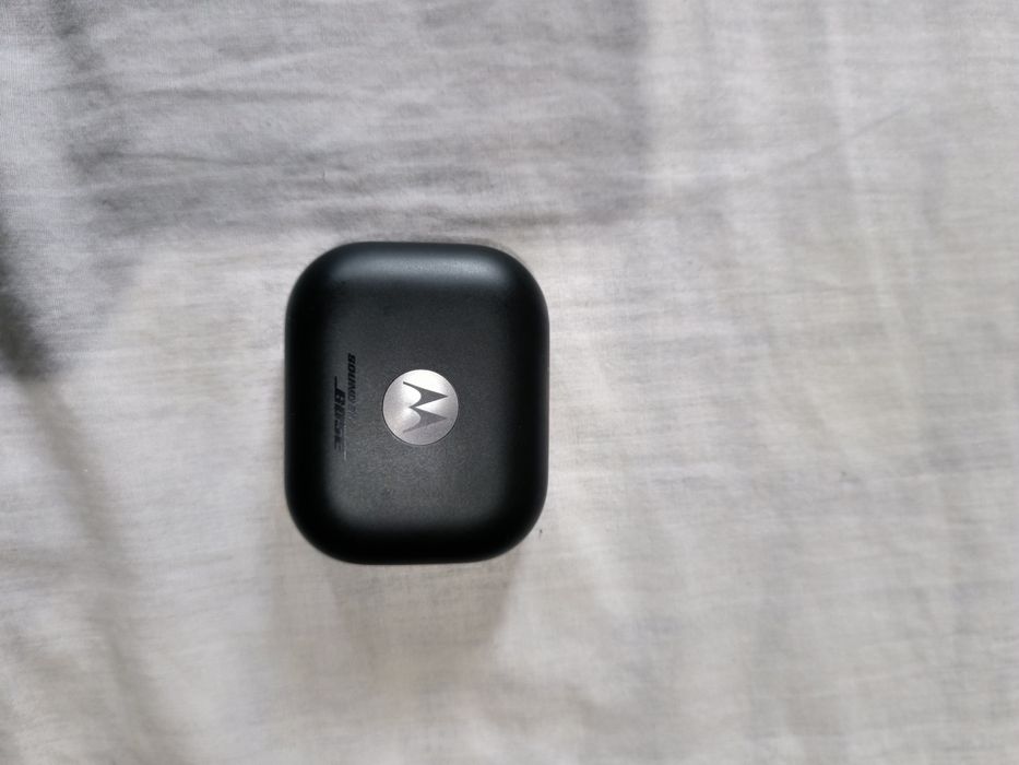 Наушники moto buds+