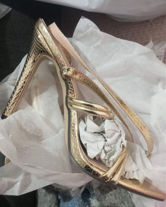 Дамски токчета.