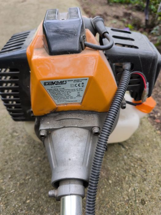 Тример за трева в много добро състояние