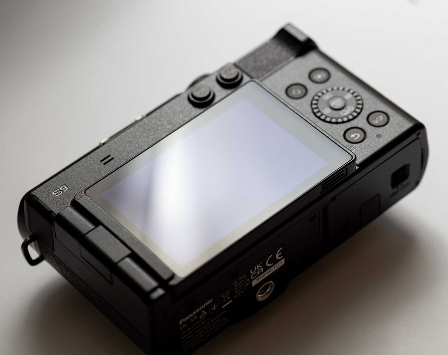 Panasonic Lumix S9
